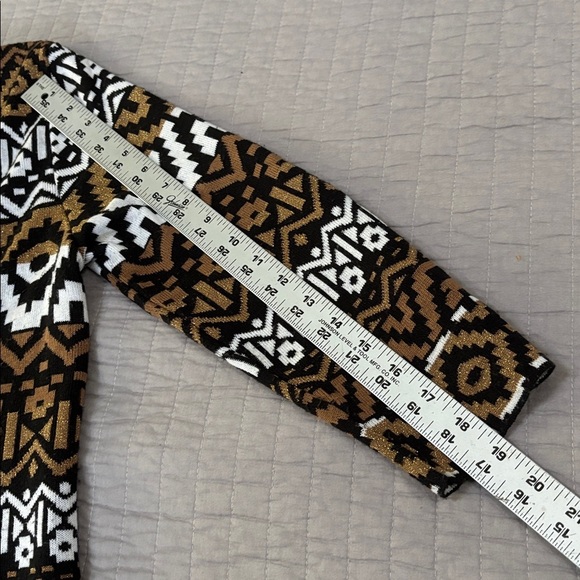 Stunning Ruby Rd. Aztec/Geometric Print Open Cardigan - Size Medium - Picture 6 of 6
